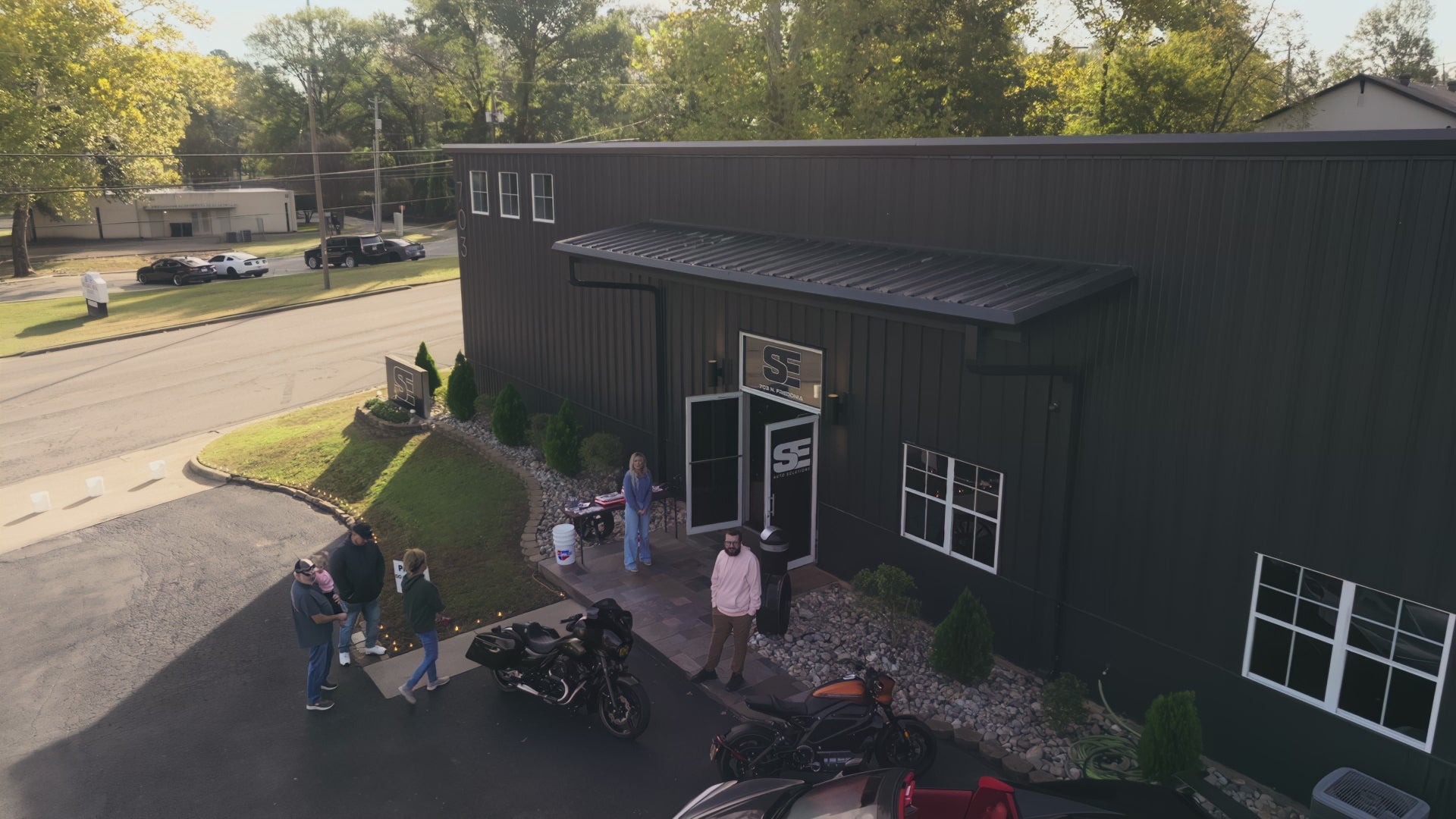 Load video: SE Auto Products Storefront